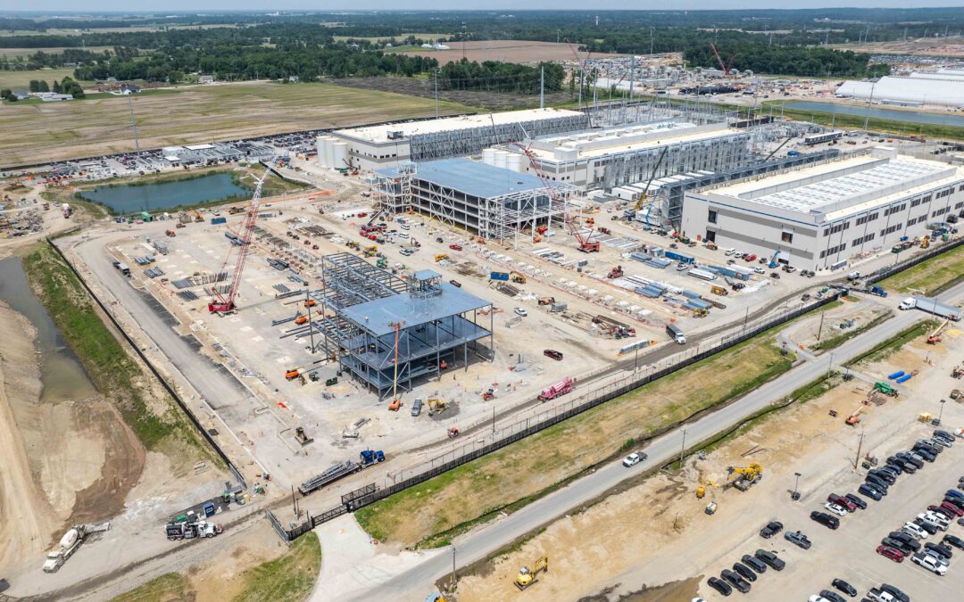How to Overcome the Complexities of Building Today’s Hyperscale Data Centers